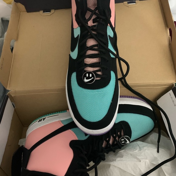 COPY - Air Force 1 High “Have a Nike Day” - Picture 3 of 3